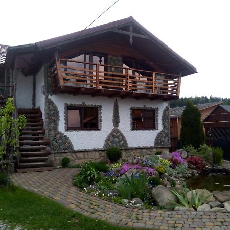 Апартаменти "У Кузьмича" 1 Mykulytschyn Exterior foto
