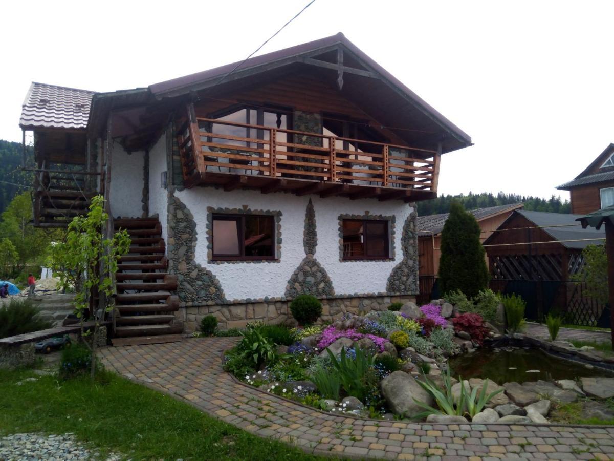 Апартаменти "У Кузьмича" 1 Mykulytschyn Exterior foto